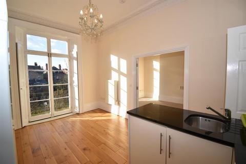 undefined, 4, Warwick Terrace, Leamington Spa