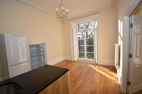 undefined, 4, Warwick Terrace, Leamington Spa