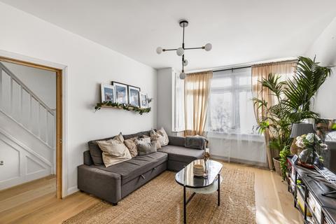 4 bedroom house to rent, Birchanger Road, London, SE25