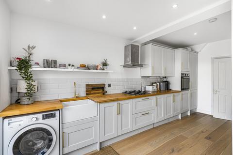 4 bedroom house to rent, Birchanger Road, London, SE25