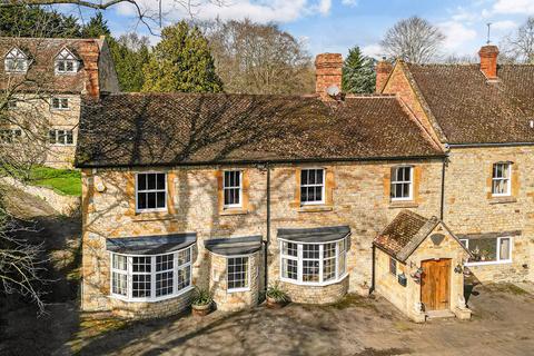 4 bedroom semi-detached house for sale, Tredington