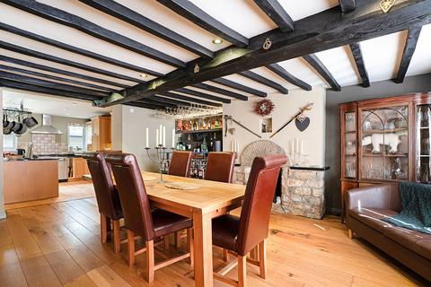 4 bedroom semi-detached house for sale, Tredington
