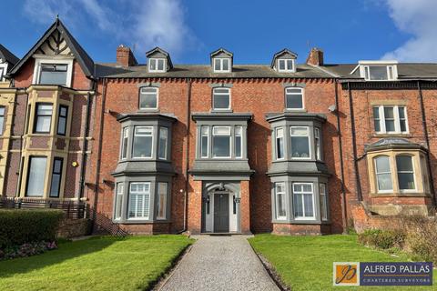 2 bedroom ground floor flat for sale, Crownville, Roker Terrace