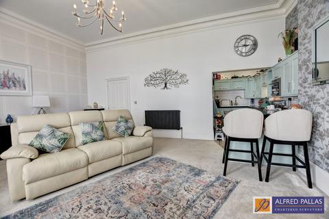 2 bedroom ground floor flat for sale, Crownville, Roker Terrace