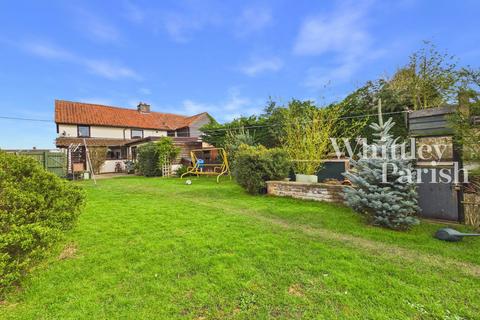 3 bedroom semi-detached house for sale, Dodds Road, Attleborough NR17