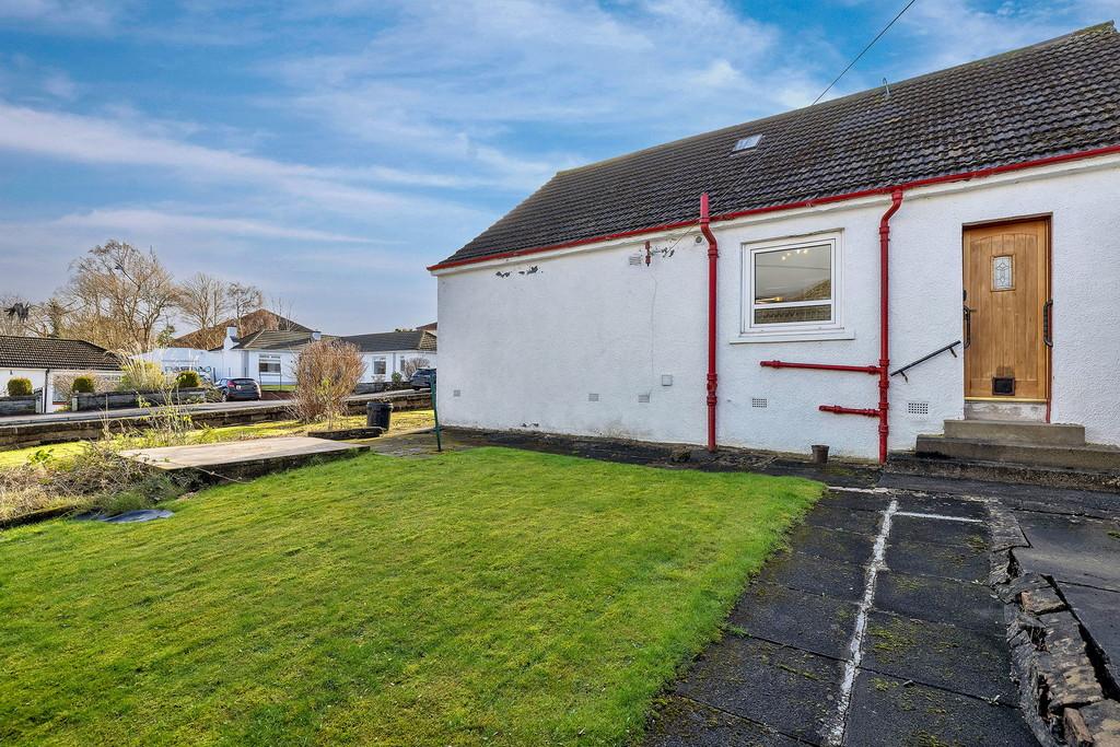 43-web-or-mls-8 Heathside Road 2