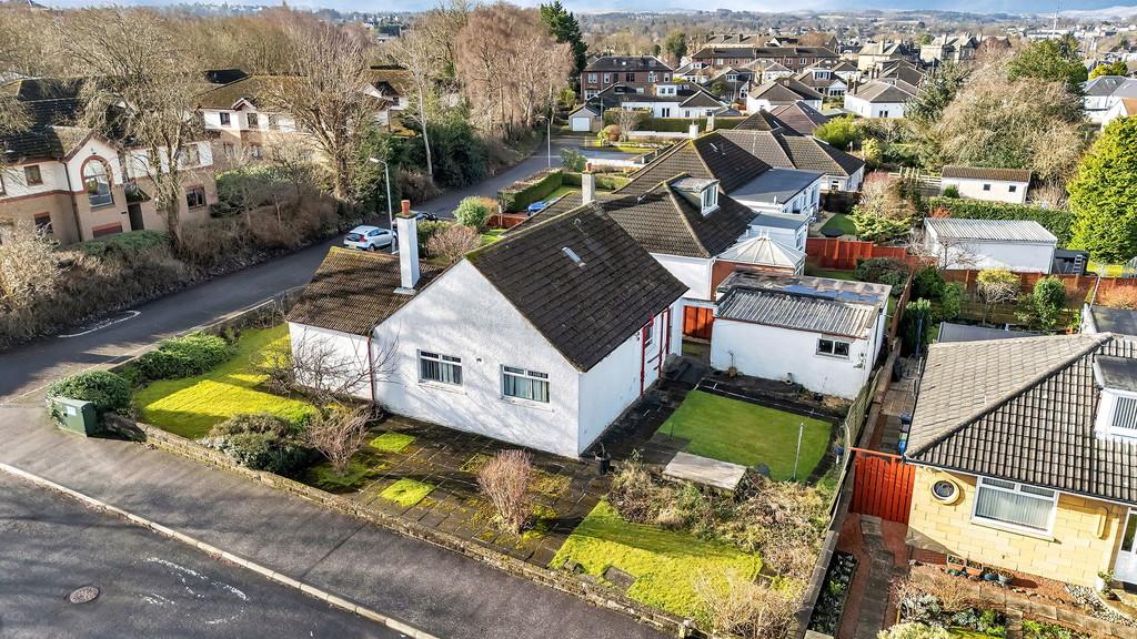 36-web-or-mls-8 Heathside Road 35