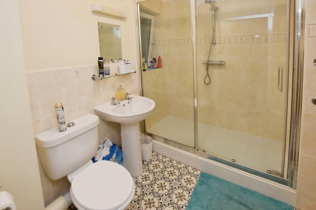 3eeecb3a-park 20shower