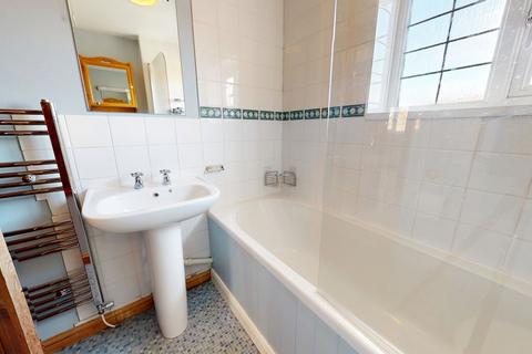 undefined, Elliott Place, Hatherley