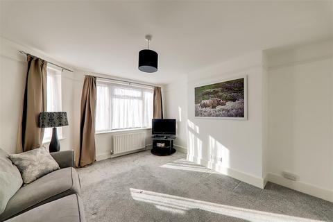 1 bedroom flat for sale, Garrick Road, Broadwater, BN14