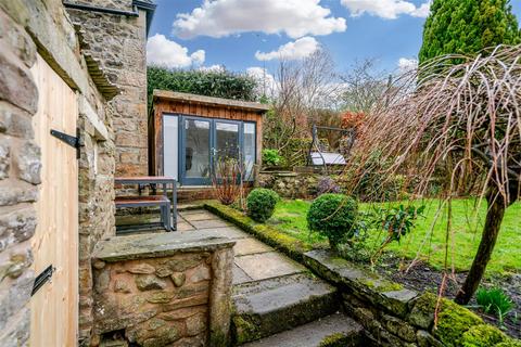3 bedroom terraced house for sale, Craig Moor, Hetton. Skipton