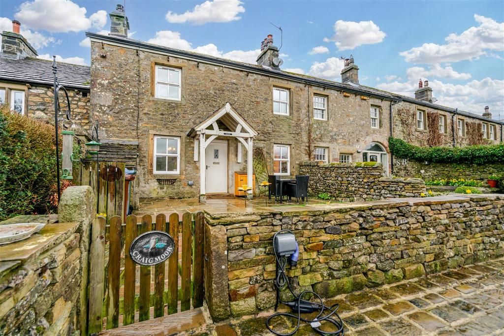 3 bedroom cottage for sale