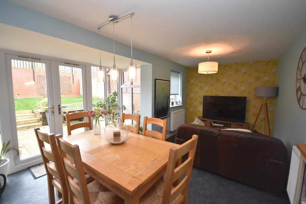 Dining/Family Room