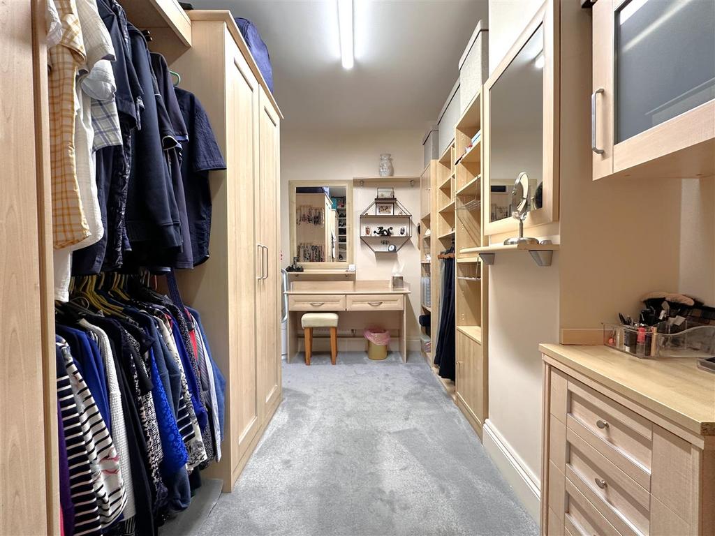 Dressing Room 273