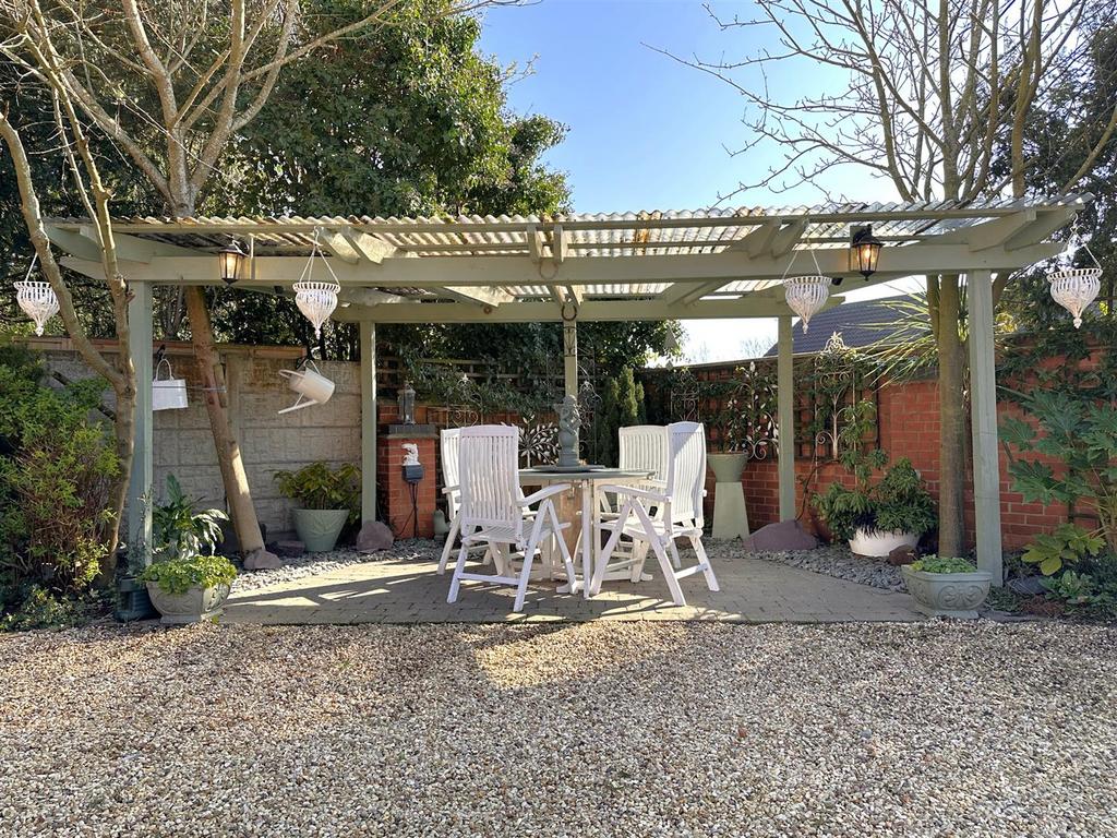 Secluded Covered Seating Area 450