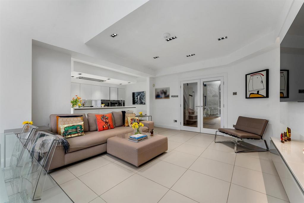 Family Room and Breakfast Kitchen
