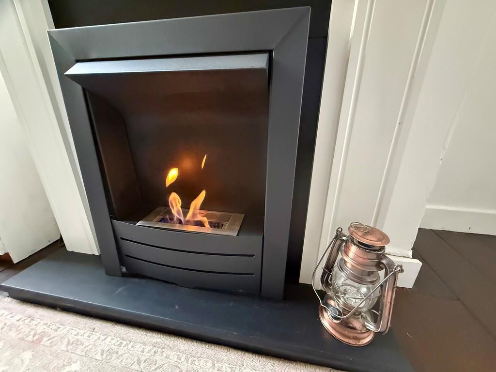 9 Albert Road Dining Fire
