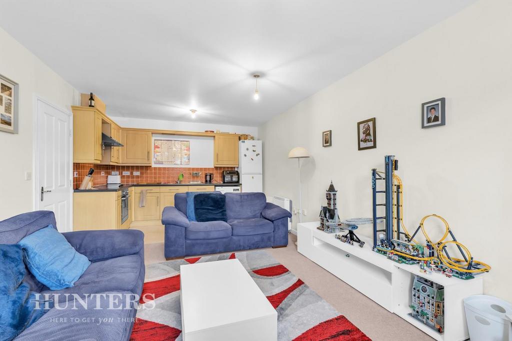 Lounge to Kitchen