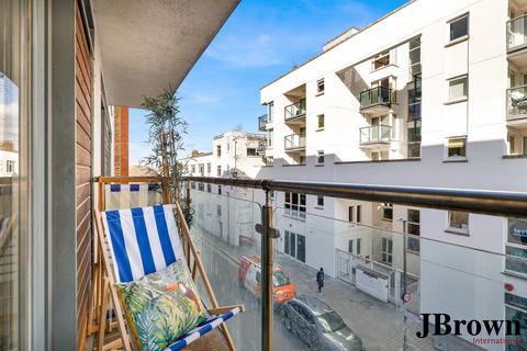 2 bedroom flat for sale, Point Pleasant, Wandsworth, SW18
