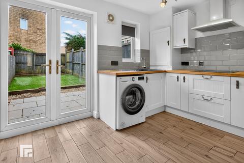 undefined, Cwrt Nant Y Felin, Caerphilly