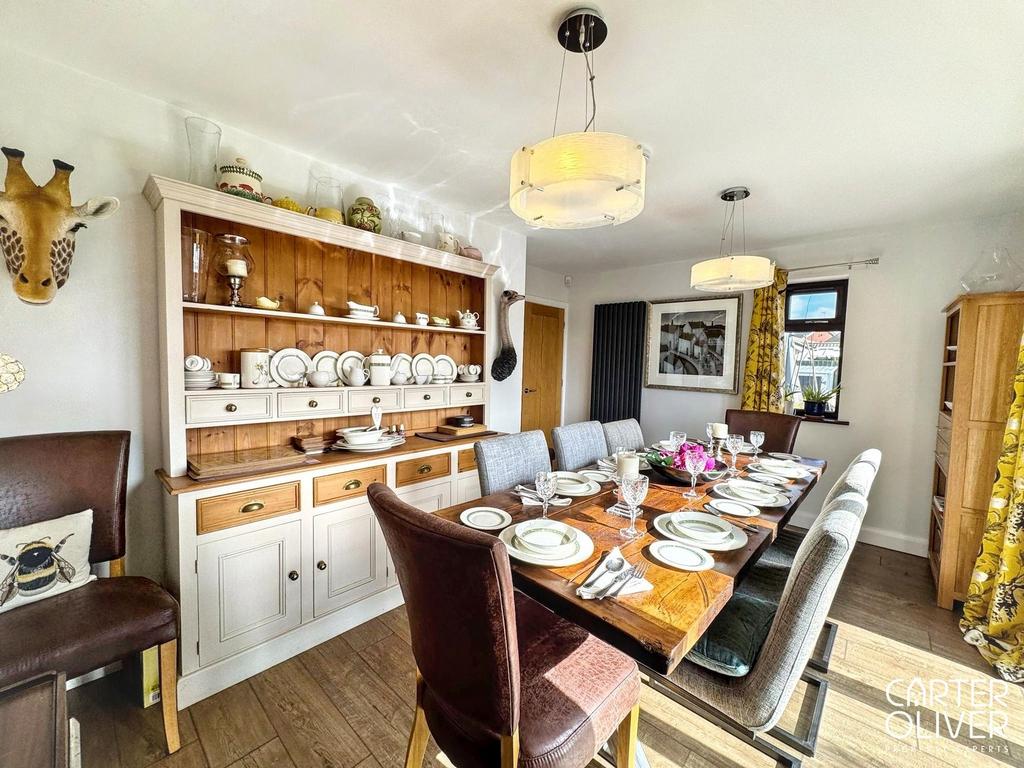 Reception 2 / Bedroom 4