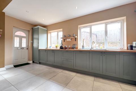 5 bedroom detached house for sale, Buckland Brake, Newton Abbot TQ12