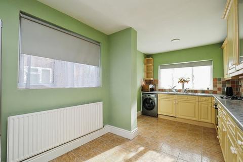 undefined, Russell Drive, Nottingham, NG8