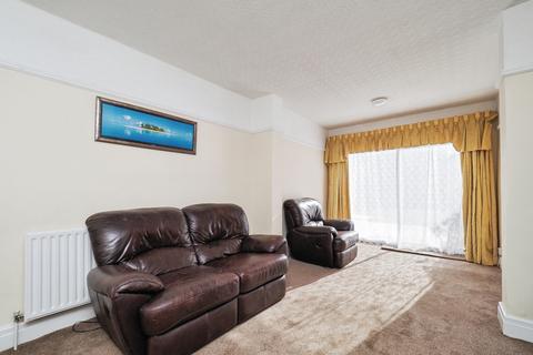 undefined, Russell Drive, Nottingham, NG8