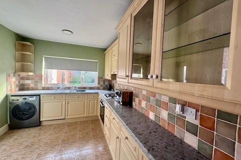 undefined, Russell Drive, Nottingham, NG8