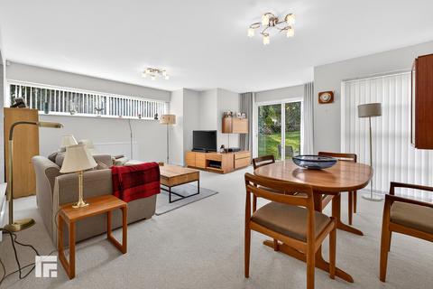 2 bedroom ground floor flat for sale, Drysgol Road, Radyr, Cardiff