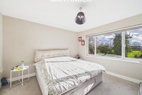 2 bedroom maisonette for sale, Latimer Road, Wokingham