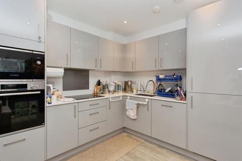 2 bedroom flat to rent, Eagle Street, Cambridge