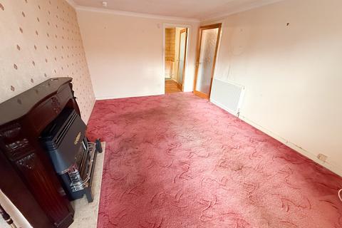2 bedroom flat for sale, St. Serfs Terrace, Dunning, Perth