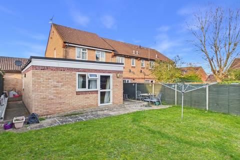 4 bedroom end of terrace house for sale, Honeysuckle Way, Bury St Edmunds IP32