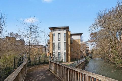 3 bedroom penthouse for sale - Empress Court, Woodins Way