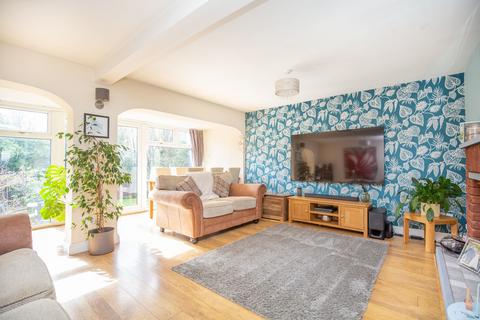3 bedroom end of terrace house for sale, Greendale Close, Atherstone