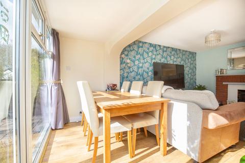 3 bedroom end of terrace house for sale, Greendale Close, Atherstone