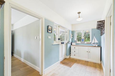 5 bedroom detached house for sale, Perry Street, Wendover