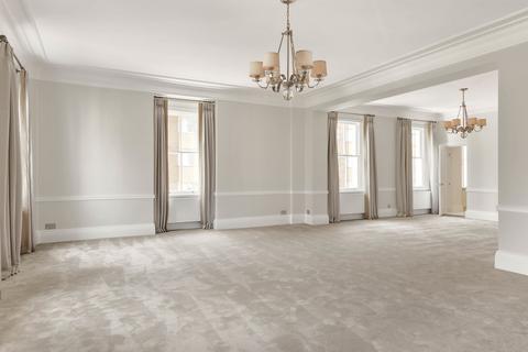 undefined, Lowndes Court, Lowndes Square, SW1X 9JJ