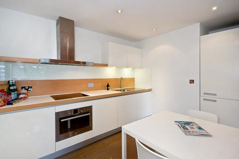 1 bedroom apartment for sale, Cubitt Building, Grosvenor Waterside SW1W