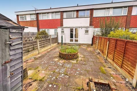 3 bedroom terraced house for sale, Templewood Court, Hadleigh