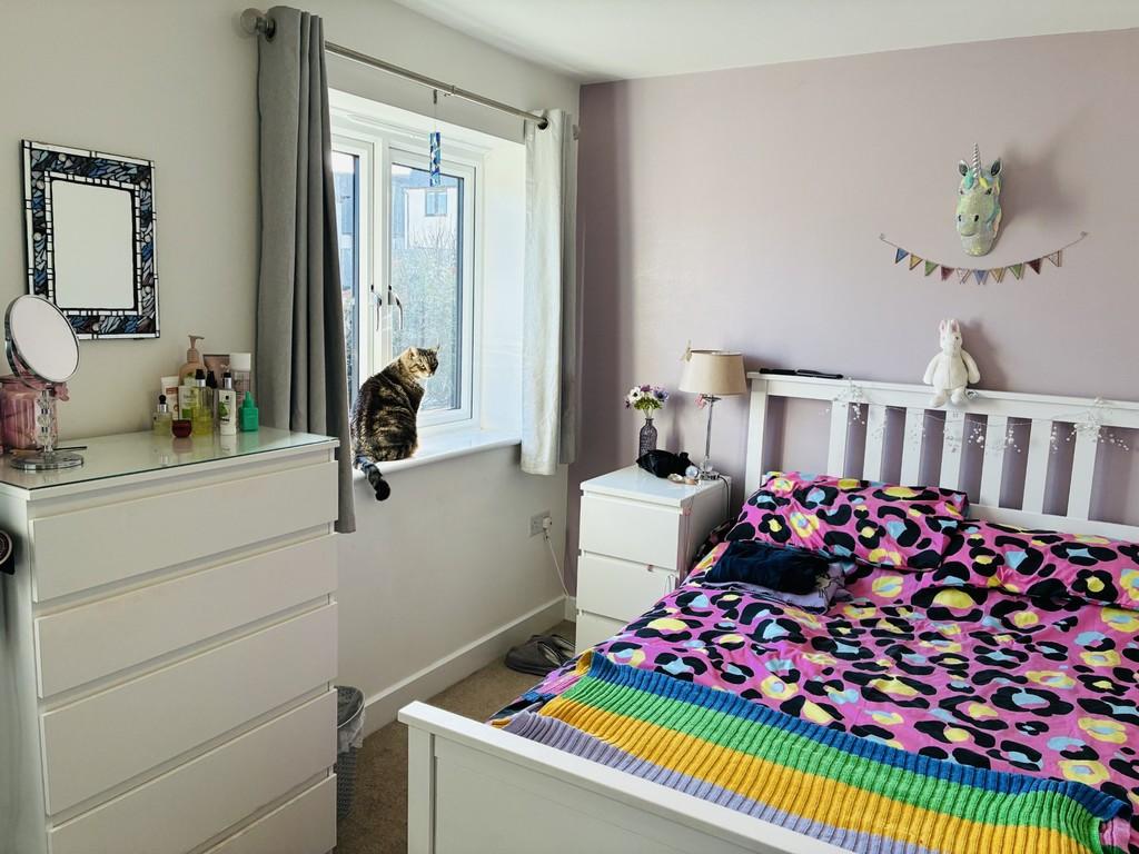 Bedroom4