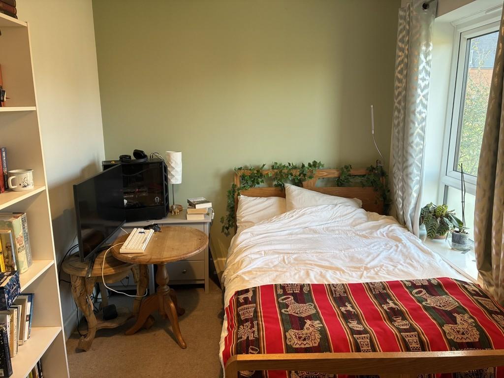 Bedroom2