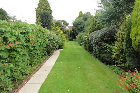3 bedroom cottage for sale, School Road, Hemingbrough, YO8 6QS