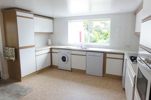 3 bedroom cottage for sale, School Road, Hemingbrough, YO8 6QS