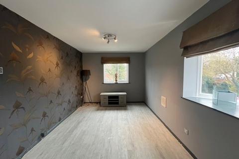 1 bedroom flat to rent, Cranleigh Close, Cheshunt
