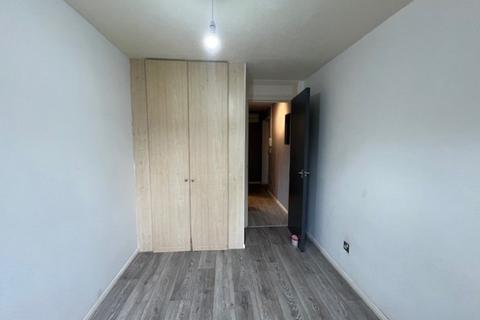 1 bedroom flat to rent, Cranleigh Close, Cheshunt