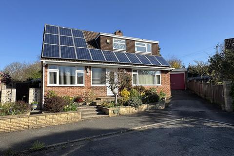 undefined, Sandfields, Bromsberrow Heath
