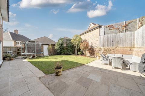undefined, Barnfield, Billingshurst, RH14