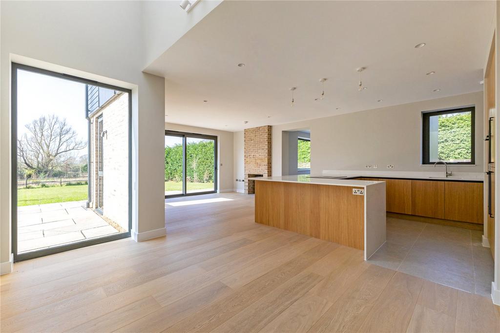 Reception/Kitchen